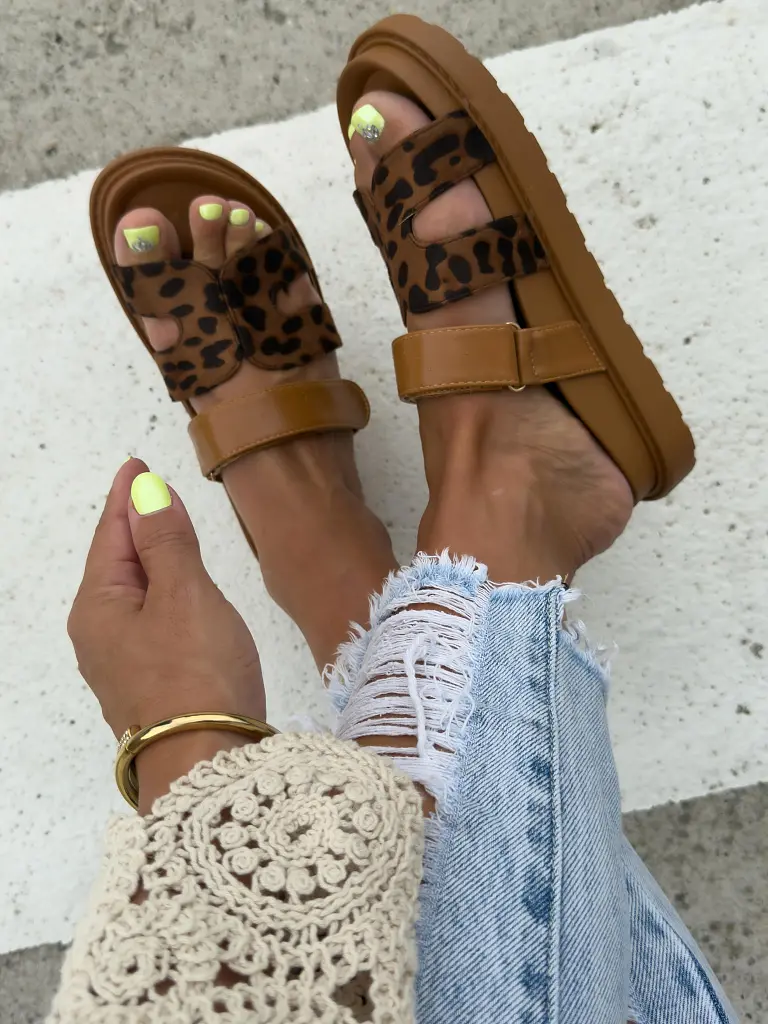 Leopardie dámske šľapky NEPTUNE- - next