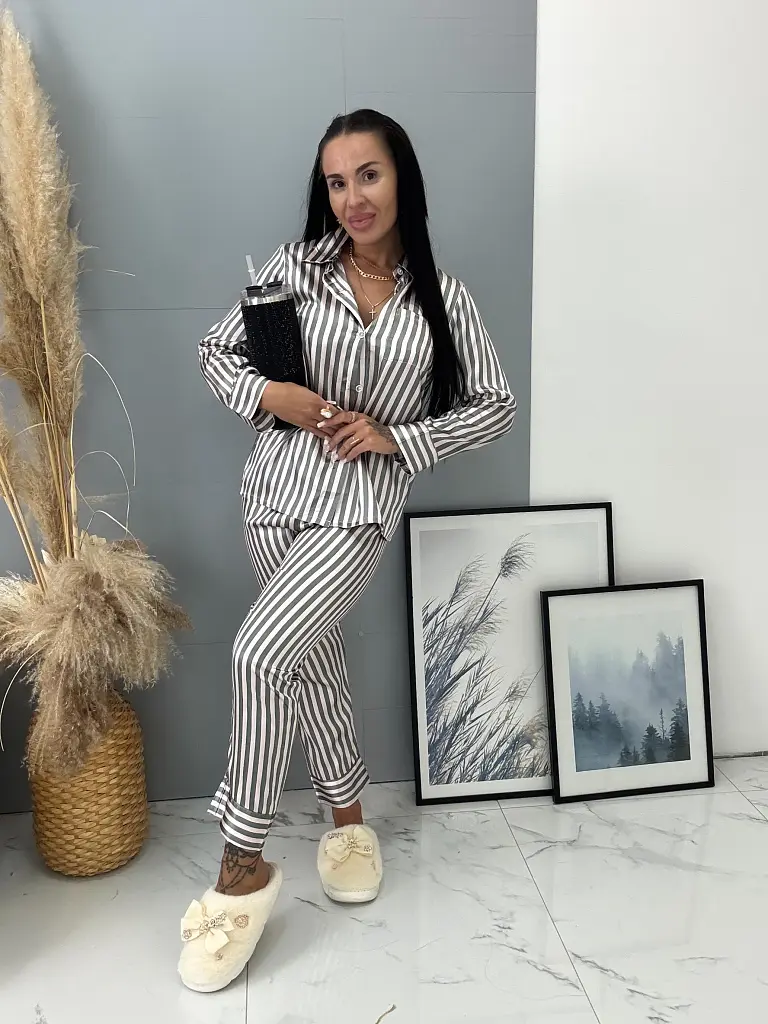 Pruhované saténové pyžamo LENTYS+ - next