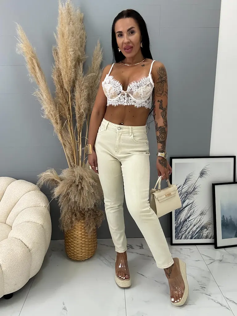 Béžové mom fit rifle s vysokým pásom