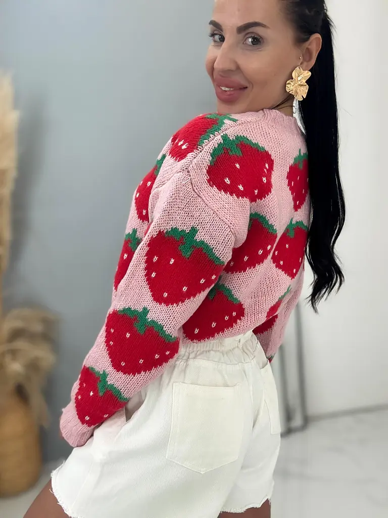 Ružový pulóver s jahodami BIANA - next