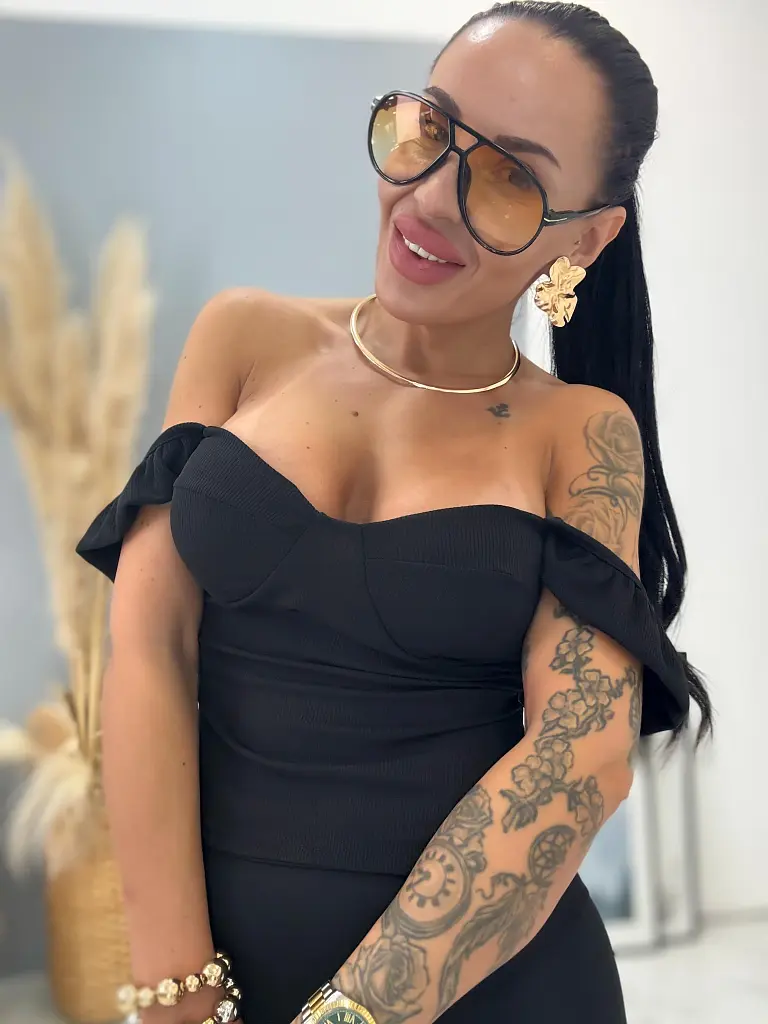 Rebrovaný top s vypchávkami HADLEY - next