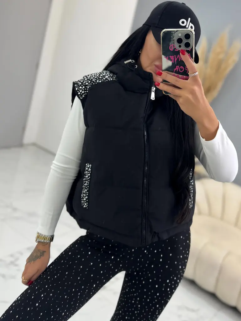 Kapucňová vesta zdobená kamienkami ROSALIE - next