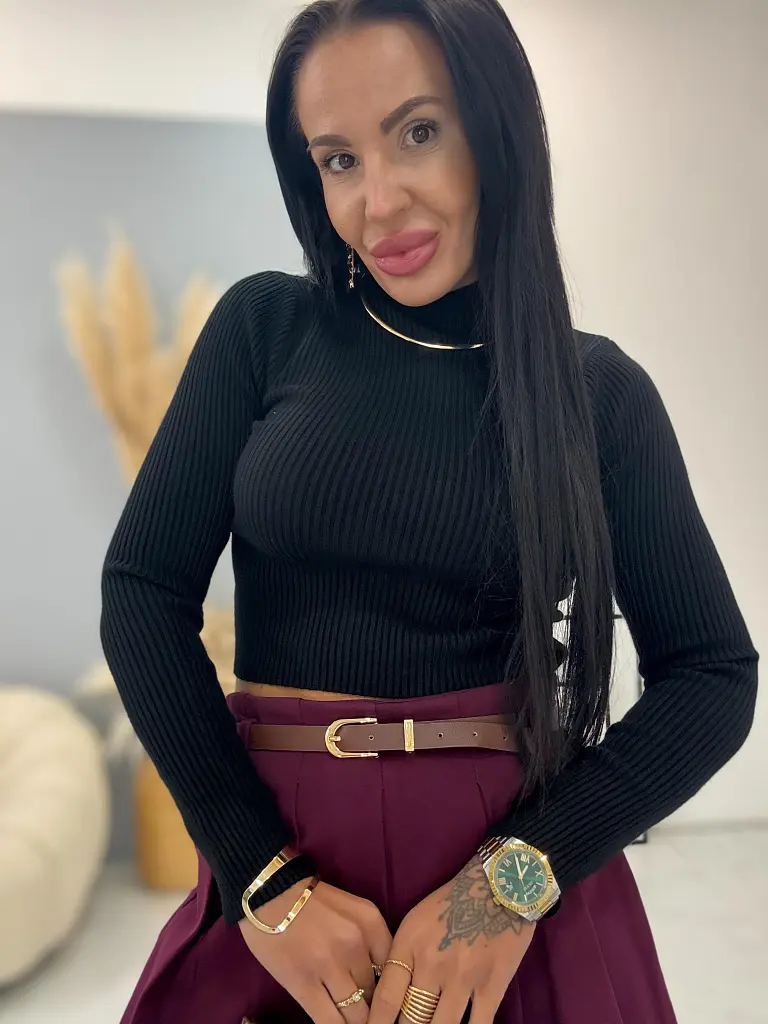 Rebrovaný crop pulóver KATRYN - next