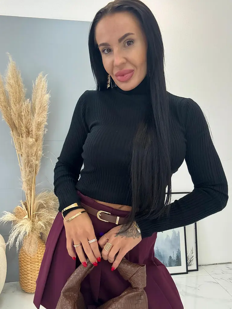 Rebrovaný rolákový crop pulóver KEREN