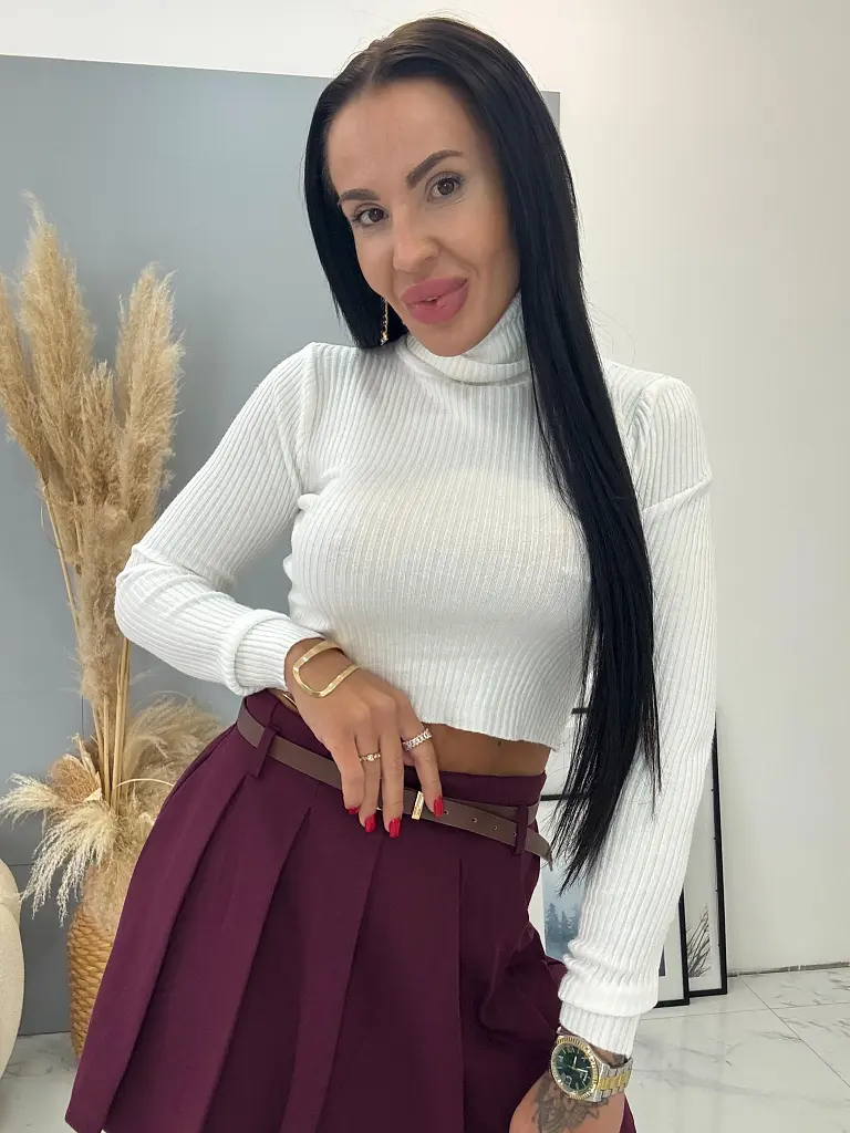 Rebrovaný rolákový crop pulóver KEREN