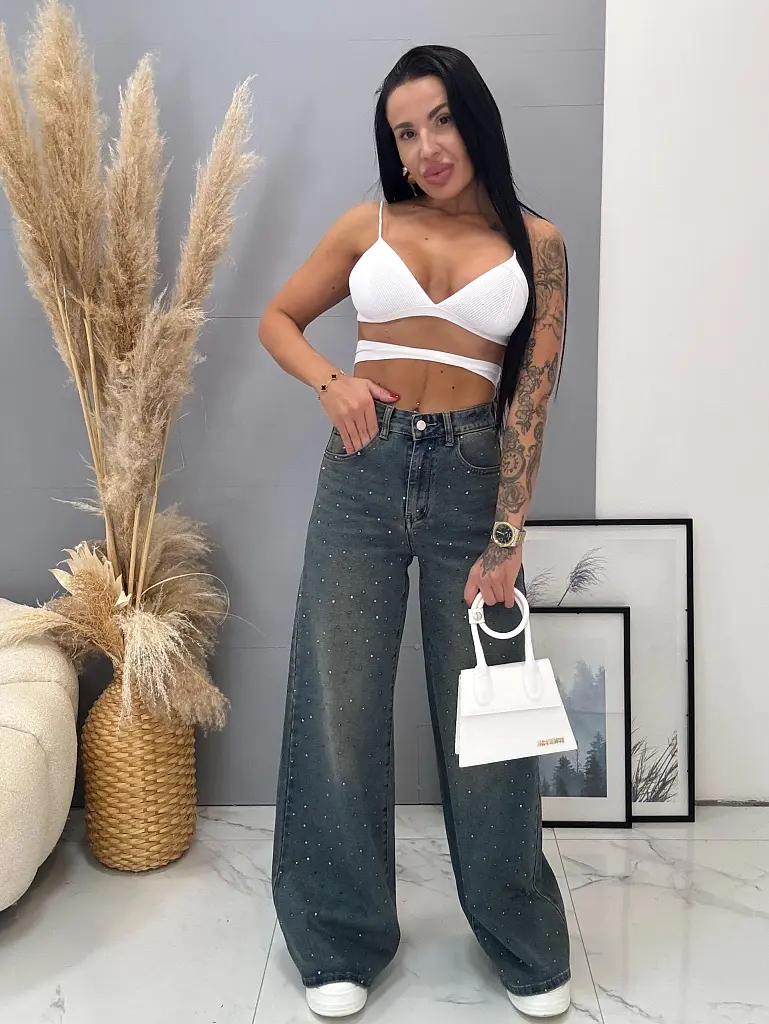 Wide-leg rifle s kamienkami