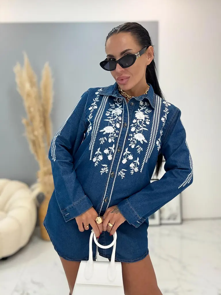 Elegantná vyšívaná denim košeľa LOLITA+ - next
