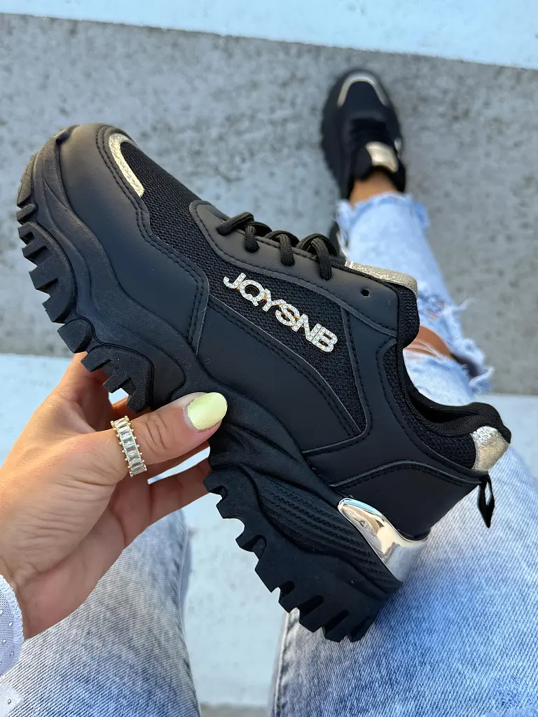 Platformové tenisky so zlatými detailmi OLYMPIA - next