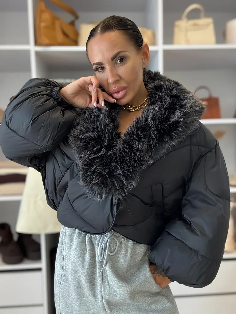 Čierna bunda s kožušinou DORIYA - next