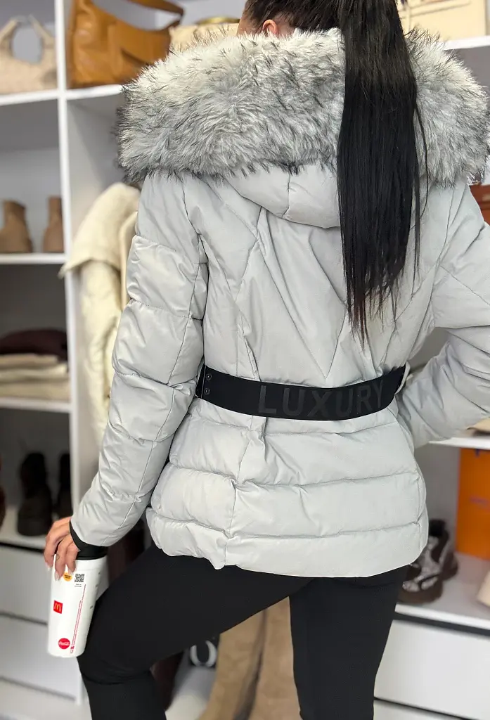 Bunda s kožušinou a kapucňou MILLIE - next