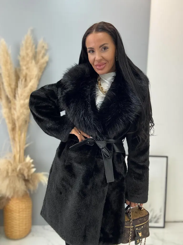 Kožušinová bunda s opaskom BRENIA