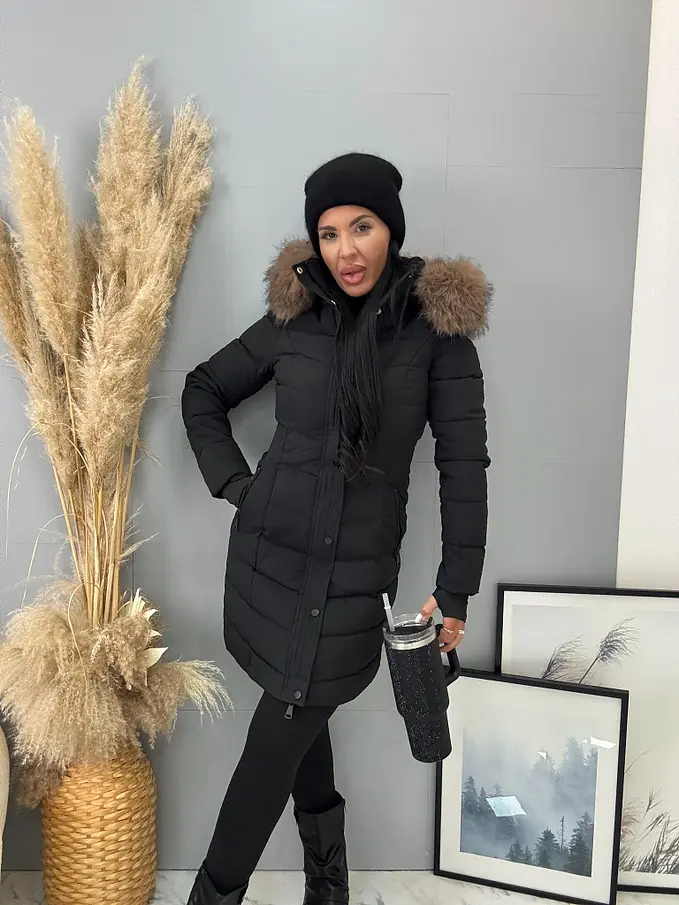 Dlhá štepovaná čierna bunda s kapucňou BABETTE+