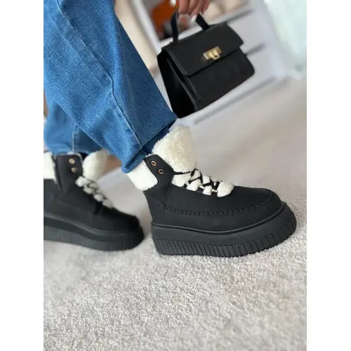 Zateplené platformové členkové tenisky SADIA veľkosť: 36