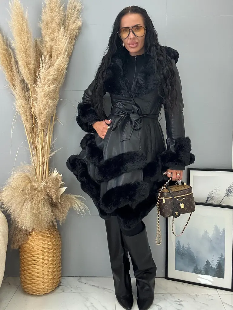 Kožená bunda s kožušinou a kapucňou SOILA