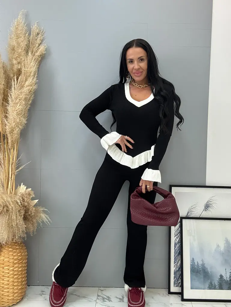 Dvojdielny rebrovaný komplet KALIRA