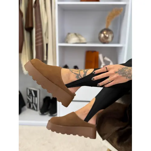 Teplé semišové topánky FROVIA veľkosť: 36 Teplé semišové topánky FROVIA veľkosť: 36