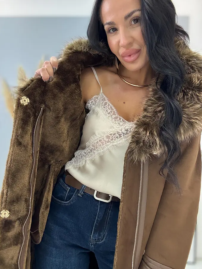 Kombinovaná bunda s kožušinou a opaskom CARELA