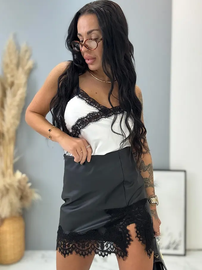 Koženková sukňa s čipkou ARTEMIS