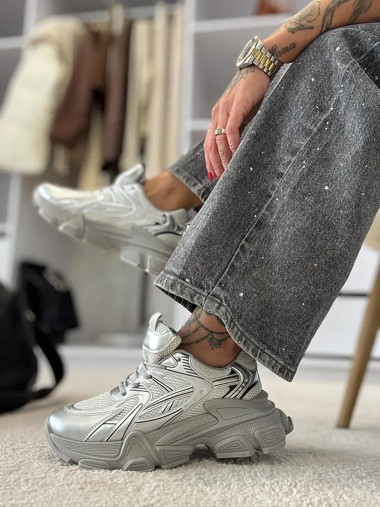 Strieborné platformové tenisky JOANA-