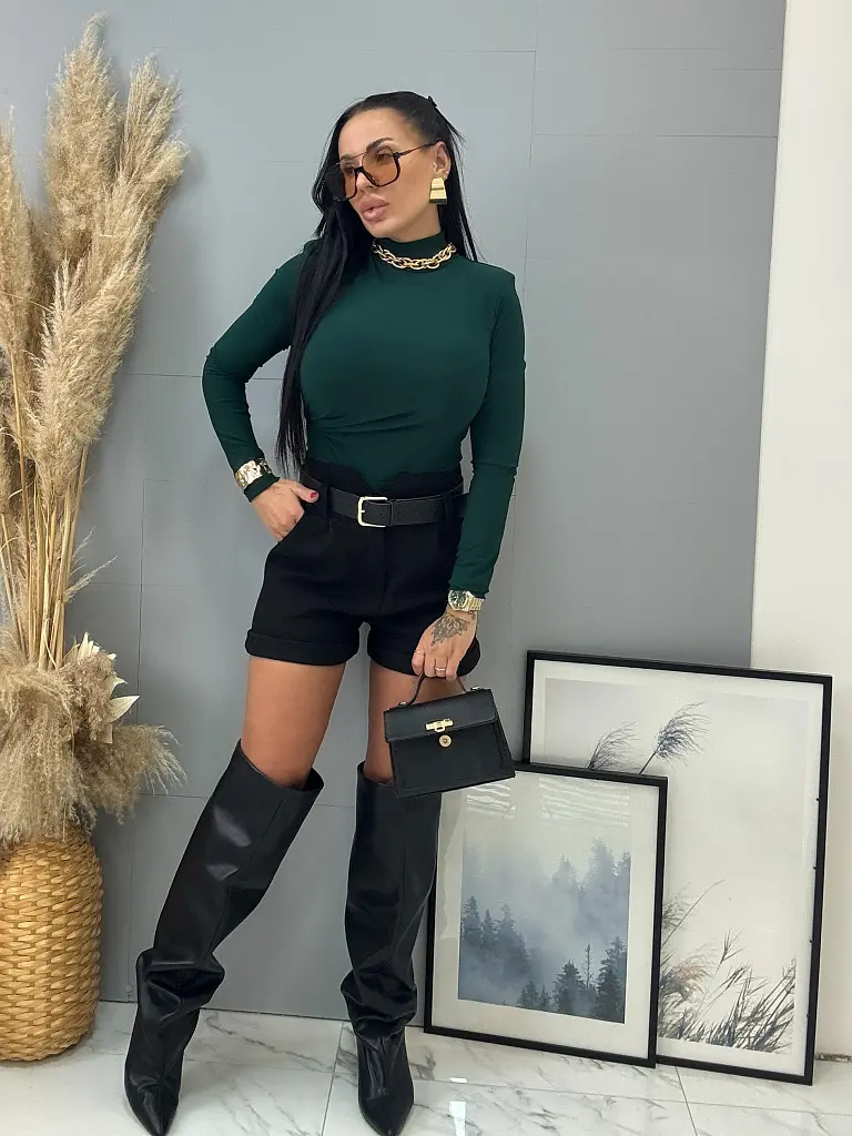 Čierne hrubé šortky s opaskom KALISA - next