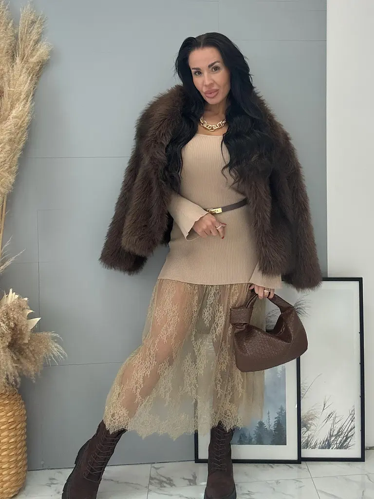 Pletené dlhé šaty z rebrovaného materiálu s čipkou DAYLIN - next