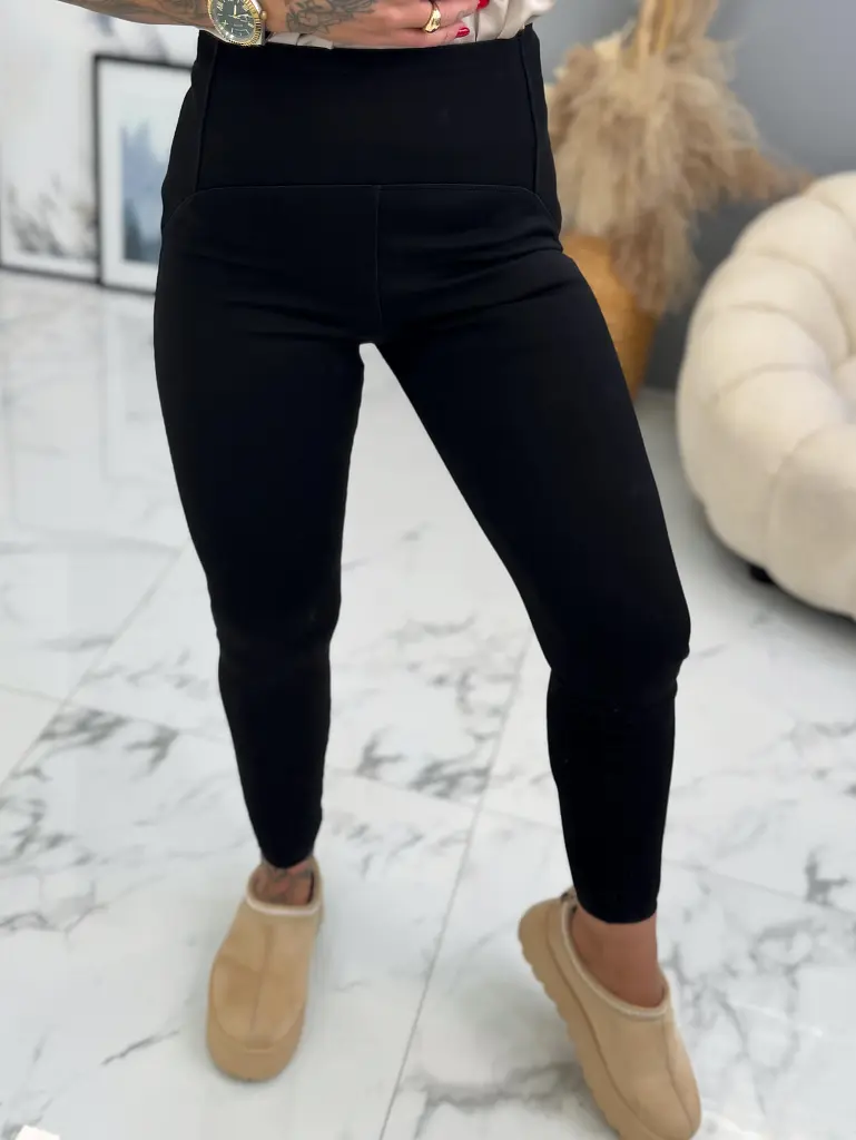 Push-up džegínsy s vysokým pásom+ - next