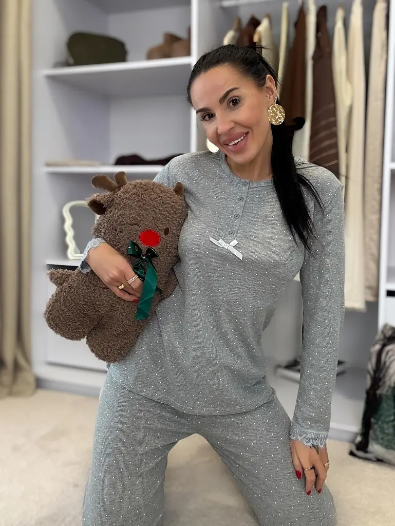 Rebrované pyžamo s čipkovým lemom AVILMA