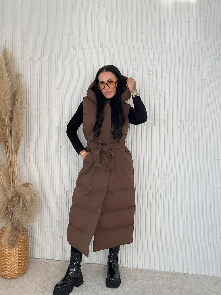 Dlhá vesta s kapucňou a opaskom SAVINA