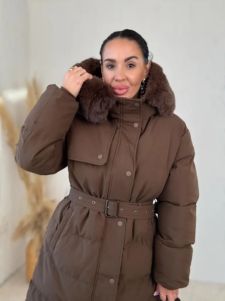 Dlhá bunda s kožušinou a kapucňou NESIA