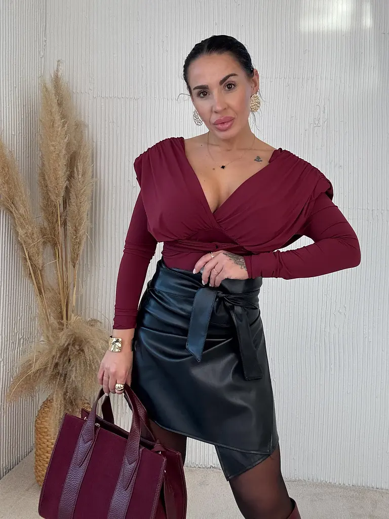 Zavinovacia koženková sukňa CHAMELI