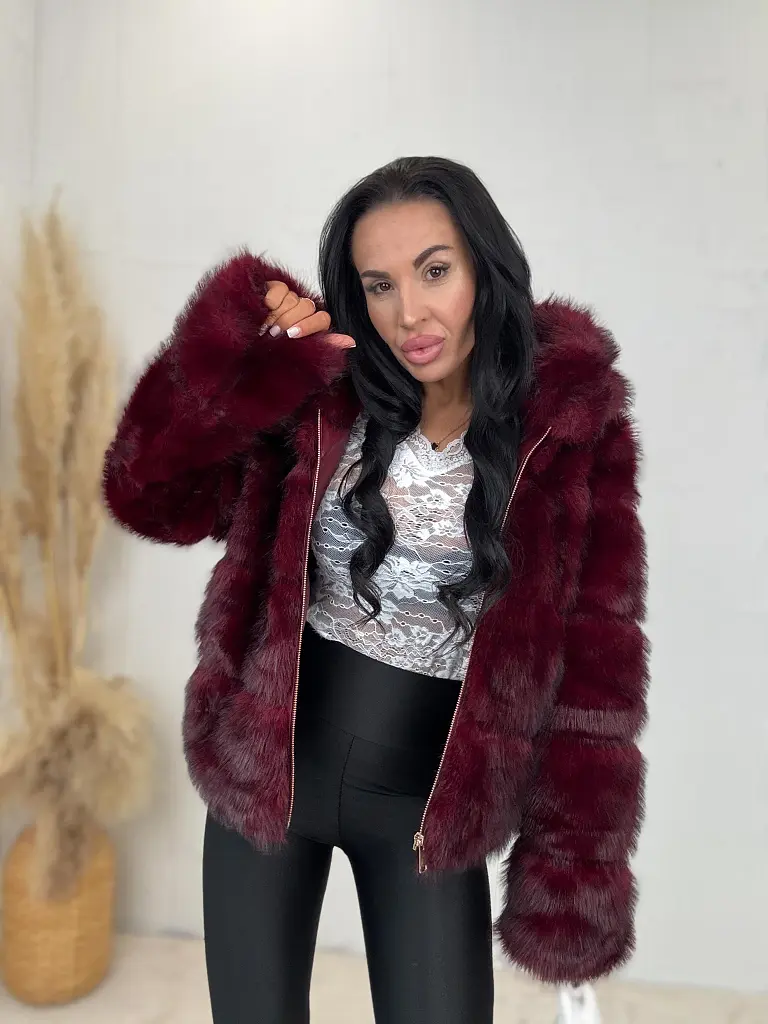 Koženková kožušinová bunda s kapucňou CHERRY