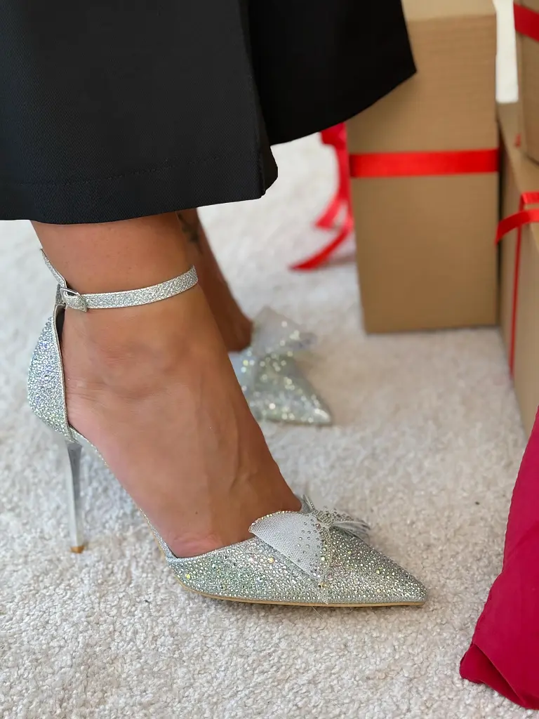 Lodičky s mašľou zdobené kamienkami LIBERTY- - next