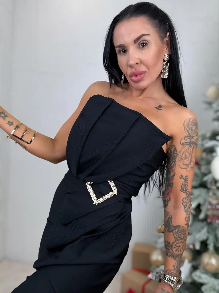 Elegantné dámske šaty so zlatou ozdobou NELLA