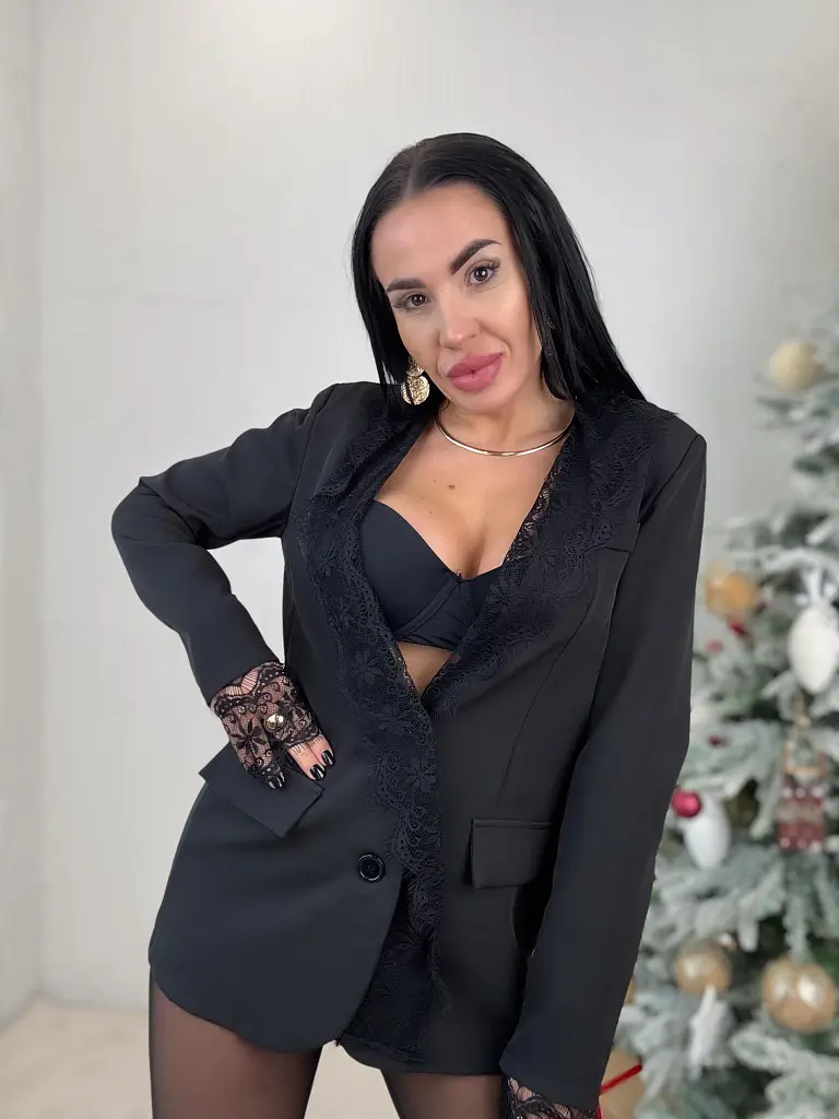 Čierne sako s čiernou čipkou MILAYA - next