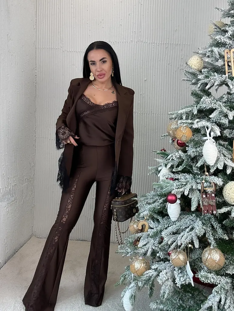 Zvonové legíny s čipkou BIANCA