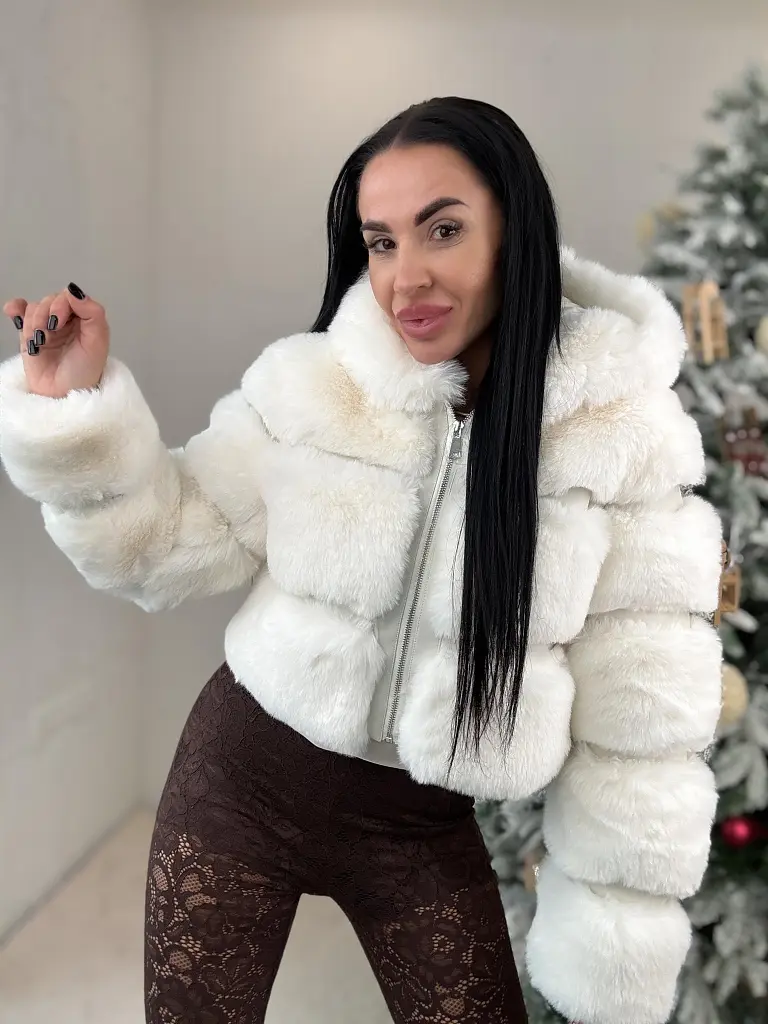 Koženková kožušinová bunda s kapucňou GIANNA - next