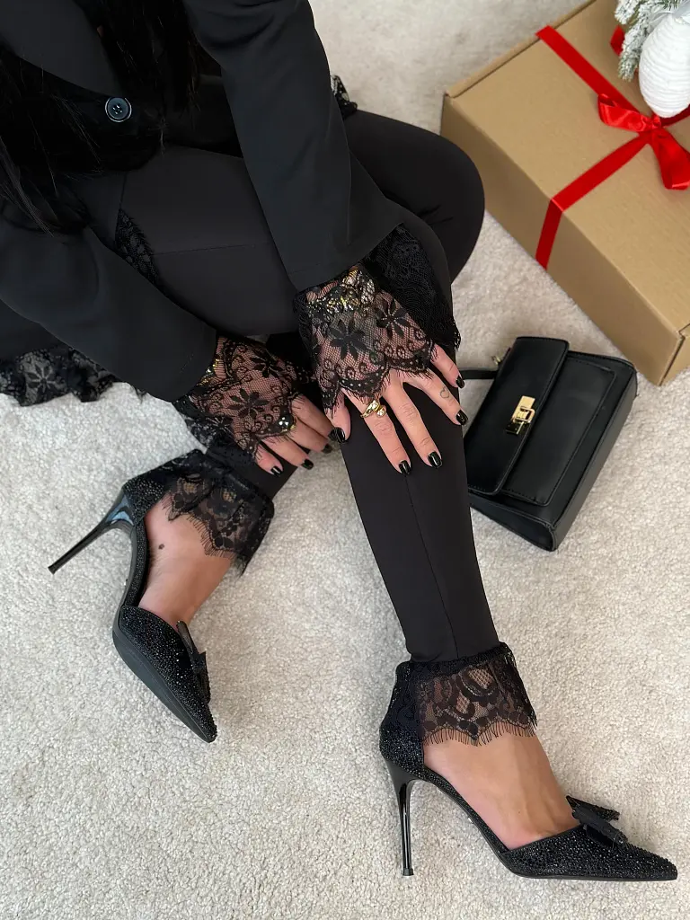 Čierne legíny s čipkou SEDRIA - next