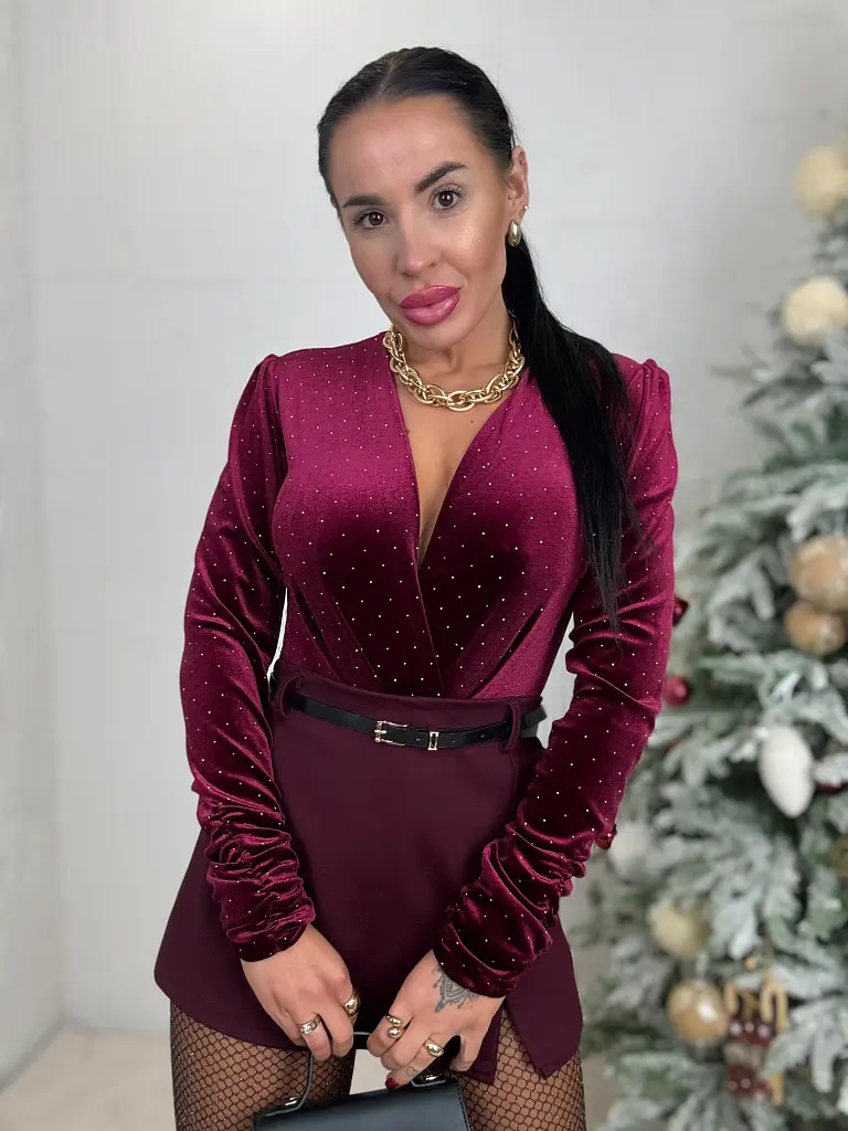 Zamatové trblietavé body LINORA - next