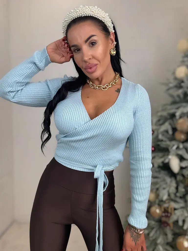 Pletený crop top s viazaním LATISA 