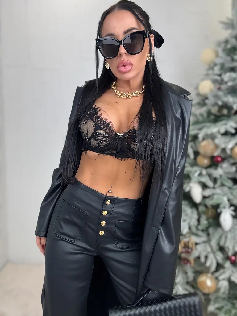 Dlhý koženkový kabát SAVIRA - next