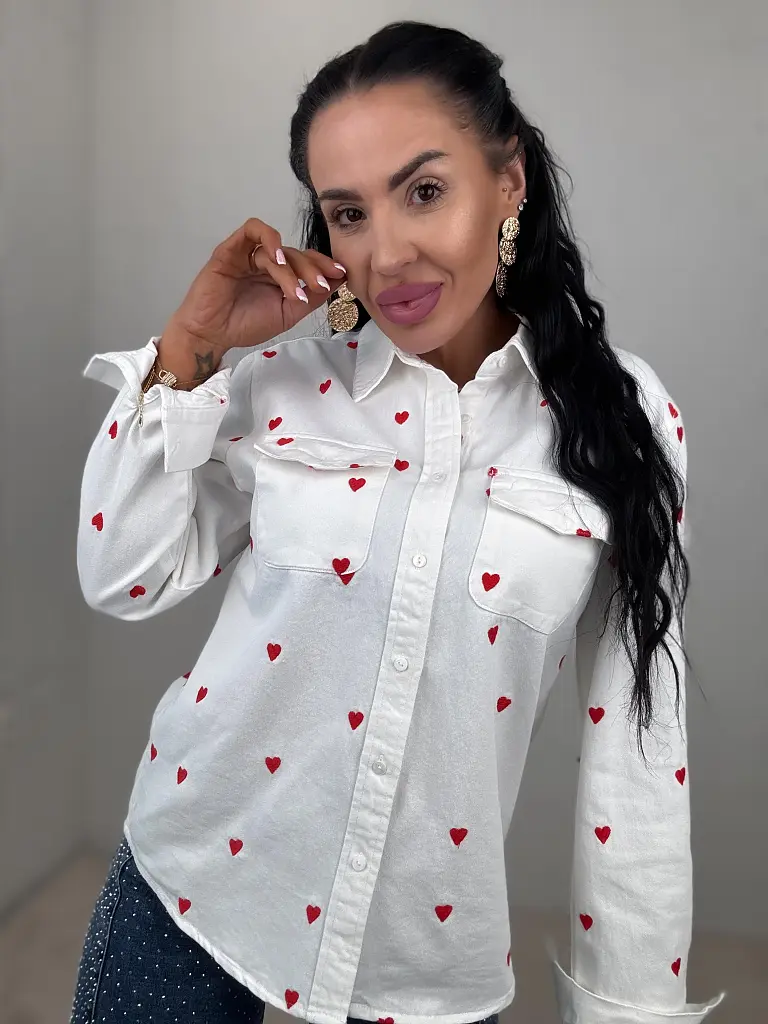 Denim košeľa s vyšívanými srdiečkami MADDIE - next