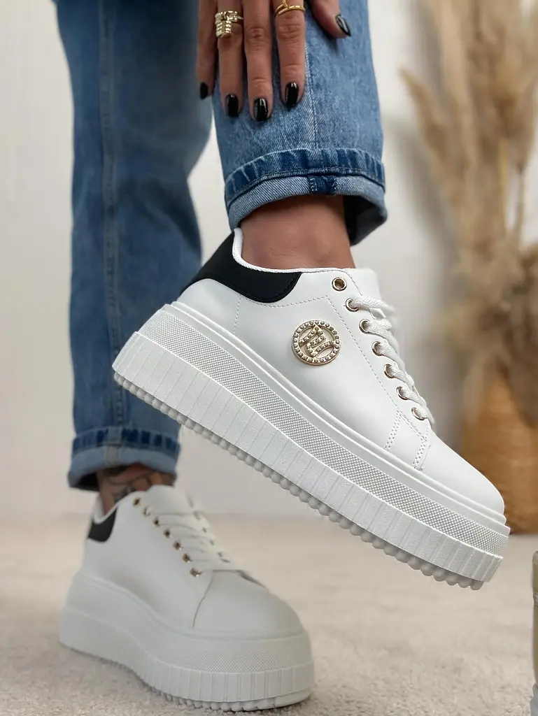 Platformové tenisky so zlatými detailmi AGATHA-