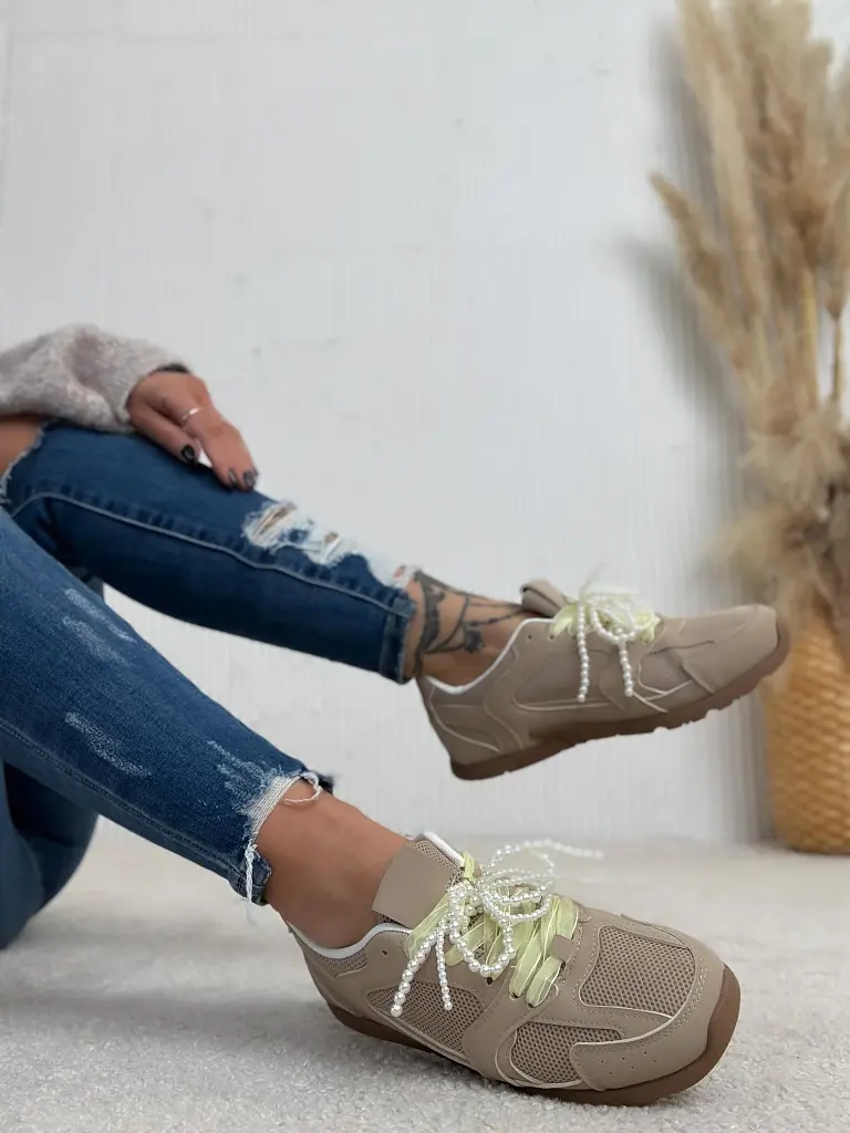 Tenisky zdobené korálkami COREY - next