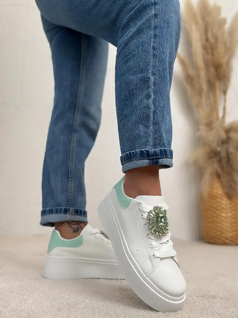 Tenisky zdobené kamienkami ASHLEY+