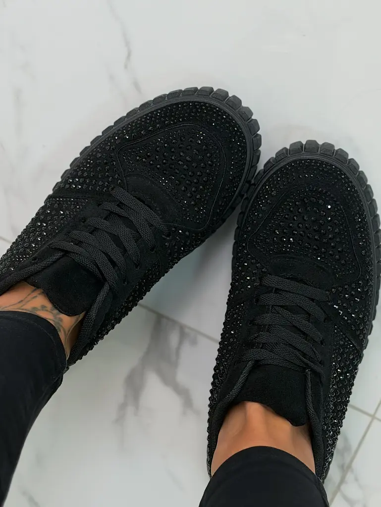 Platformové tenisky zdobené kamienkami BREDA - next