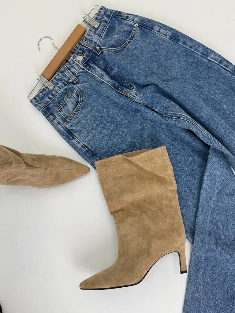 Semišové čižmy AVENA - next