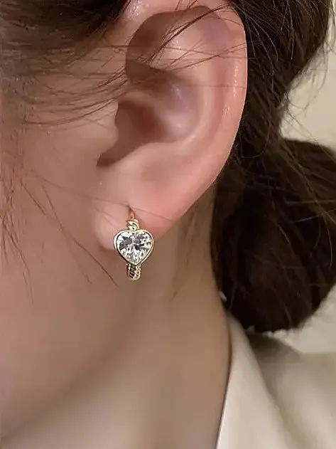 Náušnice so srdiečkou