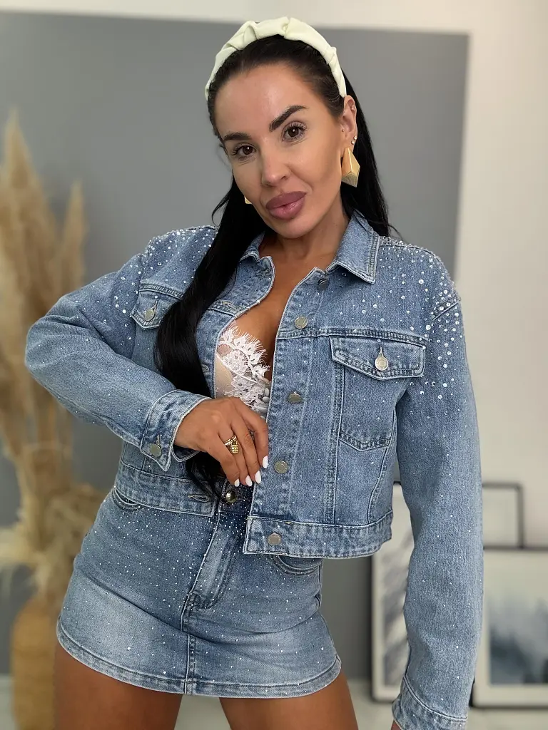 Krátky denim kabát s kamienkami EVELIN