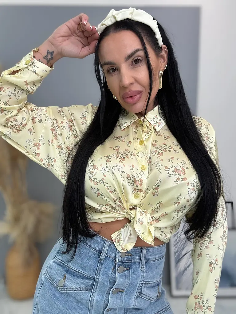 Kvetovaná blúzka na viazanie DANETA