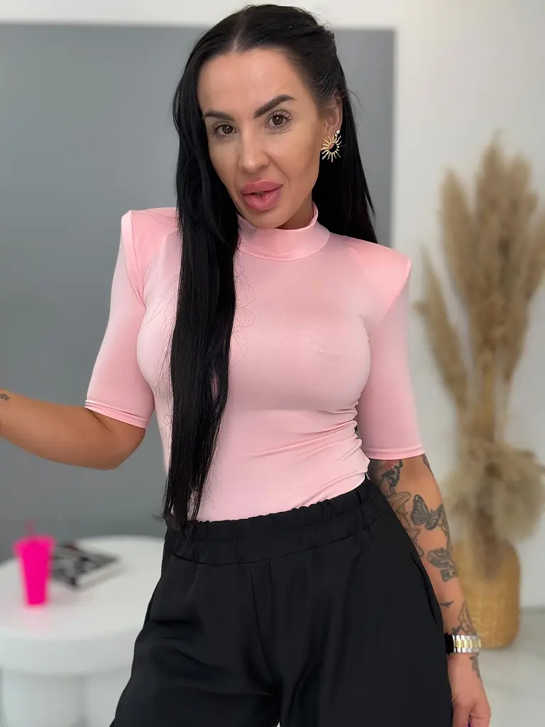 Pink body s vypchávkami na ramenách RANINA - next